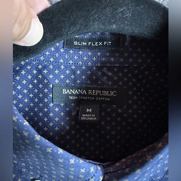 Banana Republic Slim Flex Fit Button-Up Shirt – Men’s Medium - Picture 2 of 10